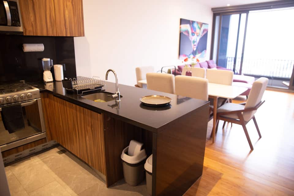 Modern stay at Bgrand — pool, gym & security — photo 8