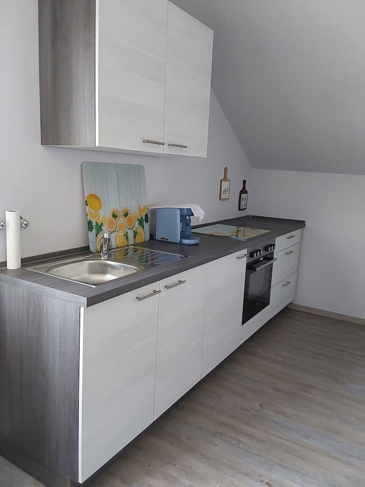 Apartment Im Einfamilienhaus - Langenfeld (Rheinland)