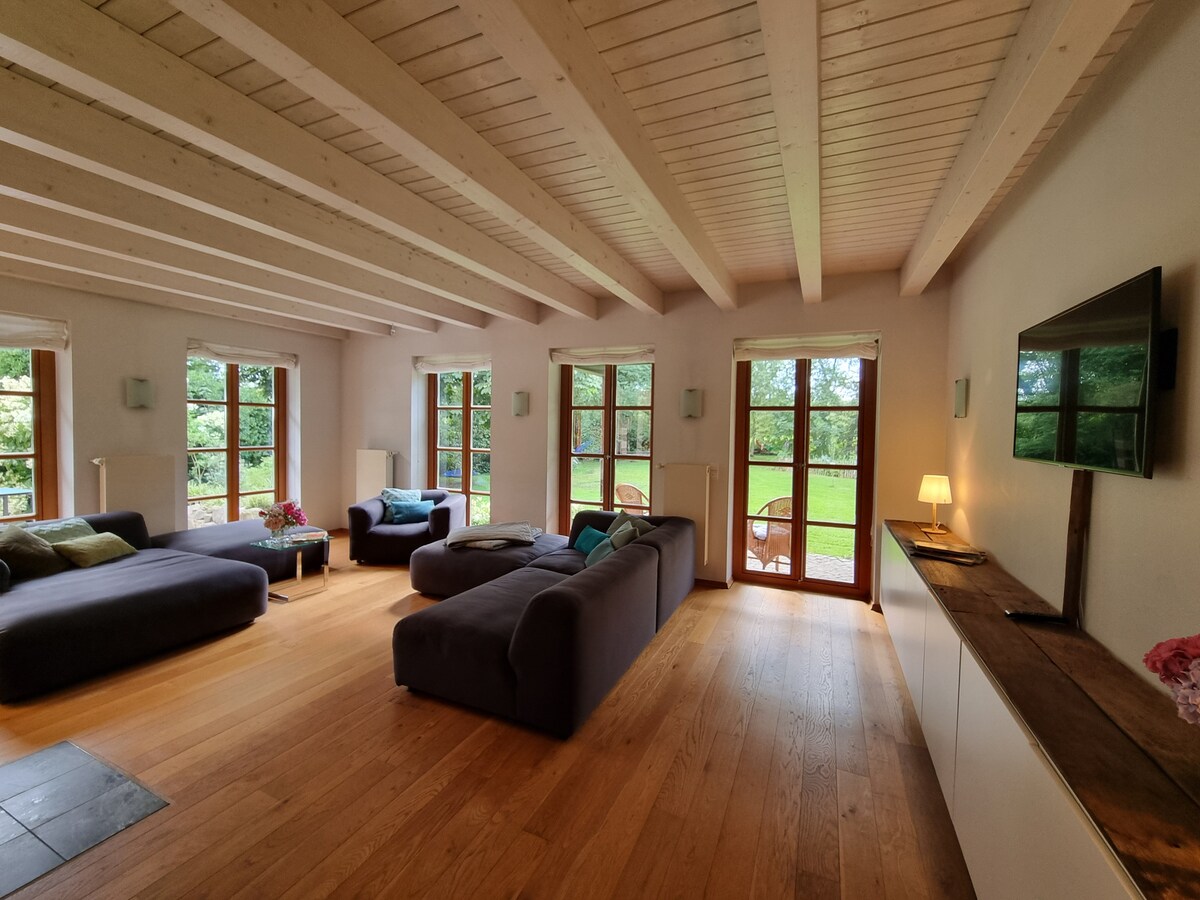 Successful Airbnb property: Idyllic country house with garden in Wesermarsch