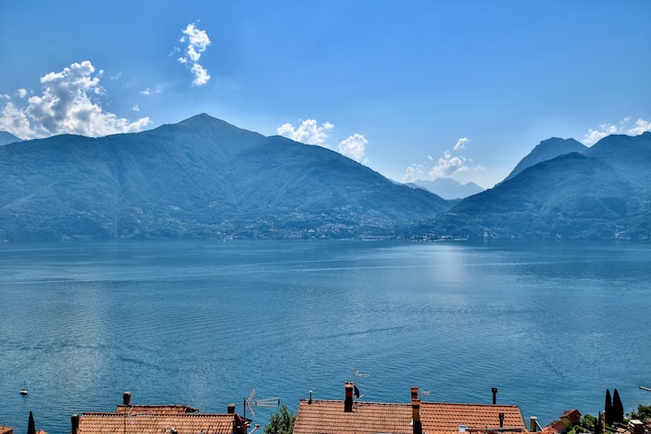 4-bedroom Casa Davide - Dervio