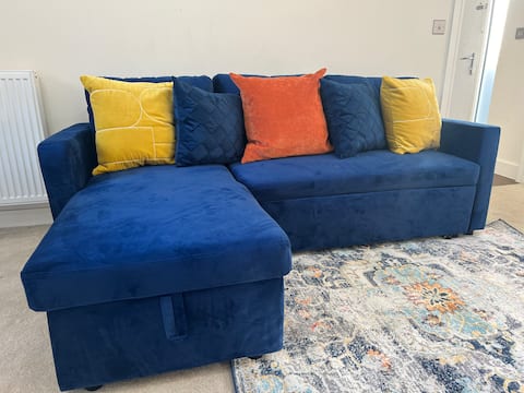 Popular Airbnb listing: Full 3-Bedroom house for family & Contractors in Northfield & Kings Norton