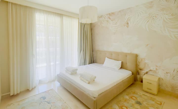 • Fleti yenye Mwonekano wa Bwawa huko Mangroovy Residence, El Gouna, Bahari Nyekundu, Misri — Inaweza kufikiwa kwa kutembea kutoka kwenye pwani binafsi, ufikiaji wa bure wa bwawa kubwa zaidi huko El Gouna