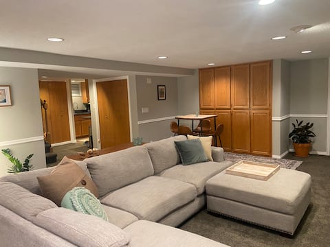 Top Airbnb: 25th St bungalow apartment (ADU) in Ogden