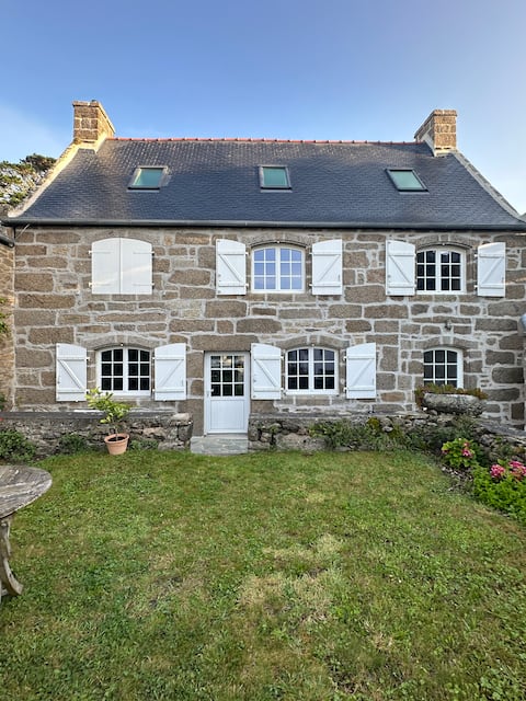 Large house on Aber Ildut, sea view