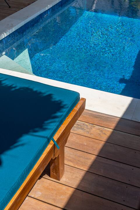 Becks island villa
