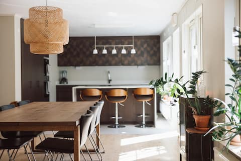 High-tech cozy villa