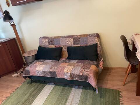 Popular Airbnb listing: Cozy Retreat in Vazrazhdane Renovated! in Младост