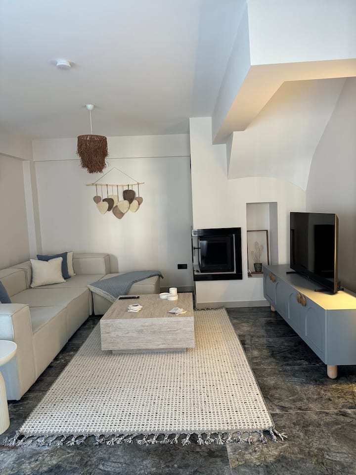 Urla Merkezde Müstakil Villa - Urla