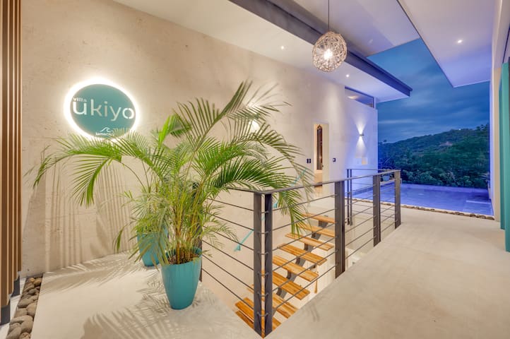 Luxury Villa-Infinity & Suspended Pool-Nature View
