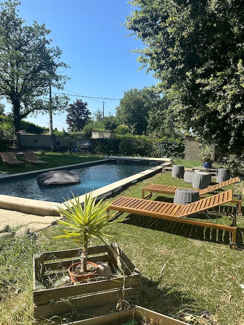 Apartment with air conditioning and private pool