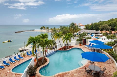 Windjammer Landing Beach Resort