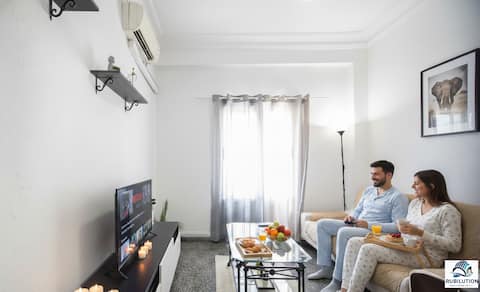 Top Airbnb: Downtown | Public Transportation | Family-Friendly | Spacious en Patraix