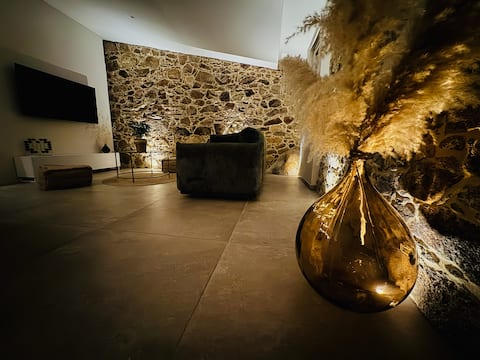 Charming stone house with sea view