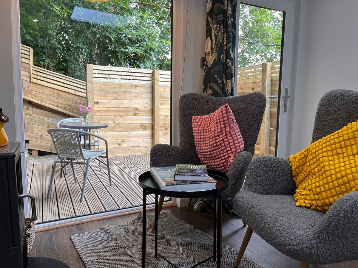 Top Airbnb: Cabin in Eaves Wood in Hebden Royd