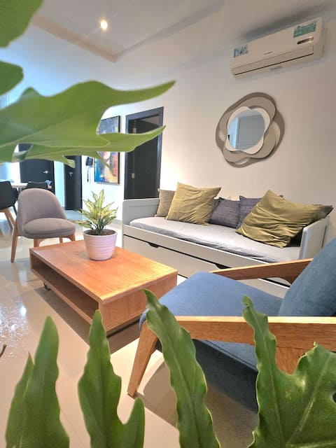 Bright, modern, Pool