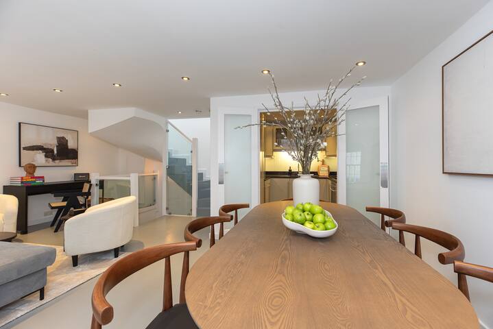 Hyde Park: Chic 4 bedrooms House gallery image 3