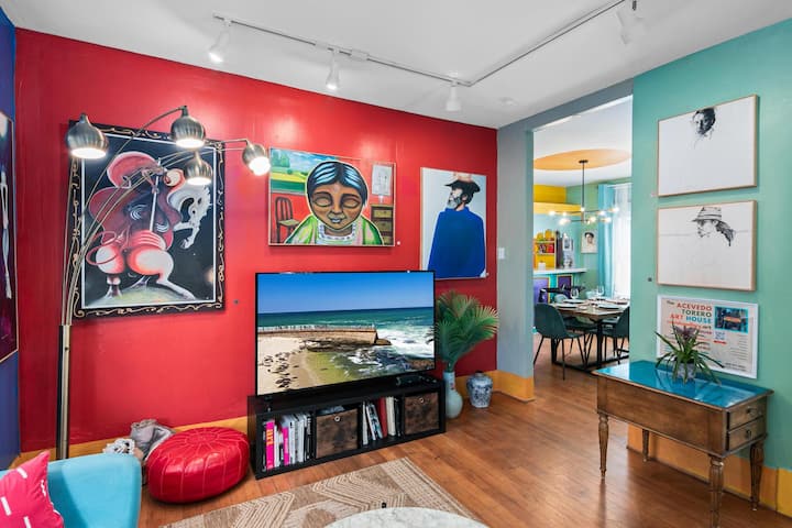 Whimsical Artist’s Retreat | Heated Pool + Spa - San Diego, CA