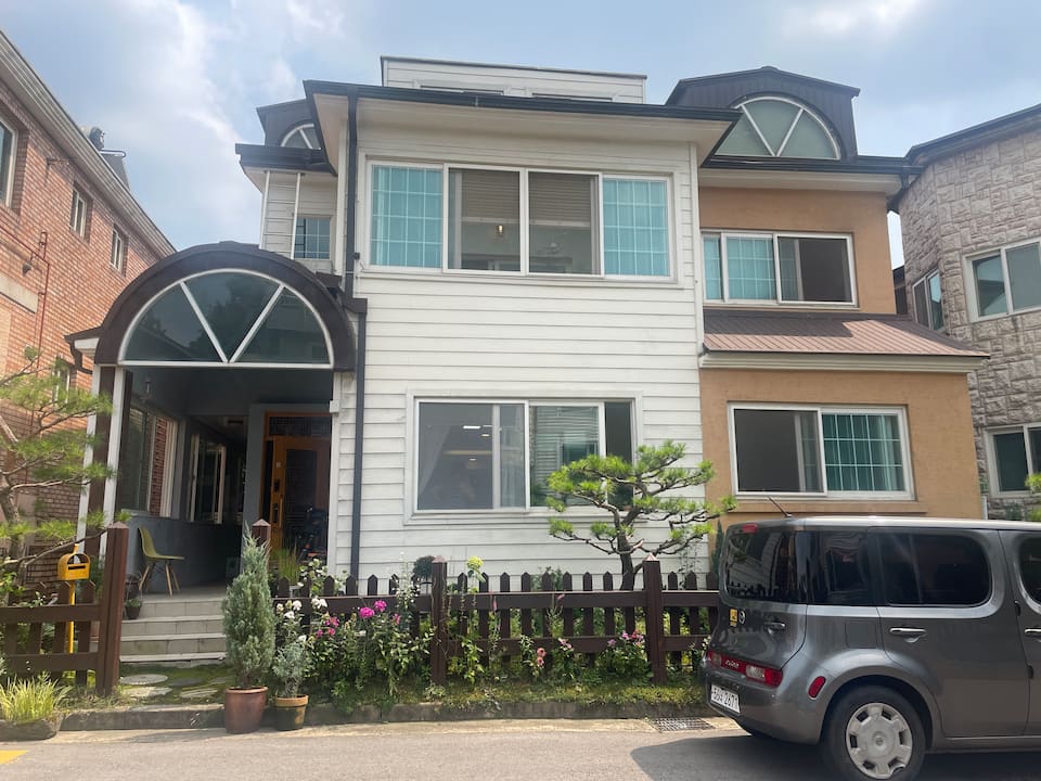 Top-earning Airbnb listing in Bucheon-si