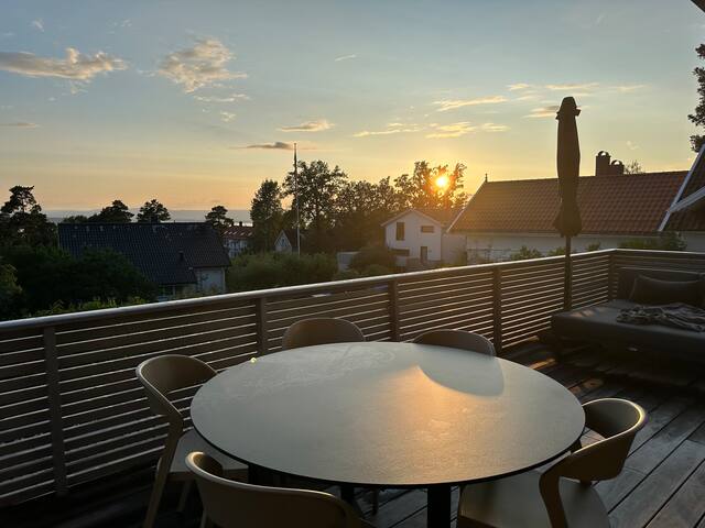 Skjermet villa i rolig strøk gallery image 3