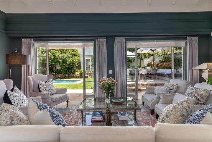 The Coach House gallery image 5