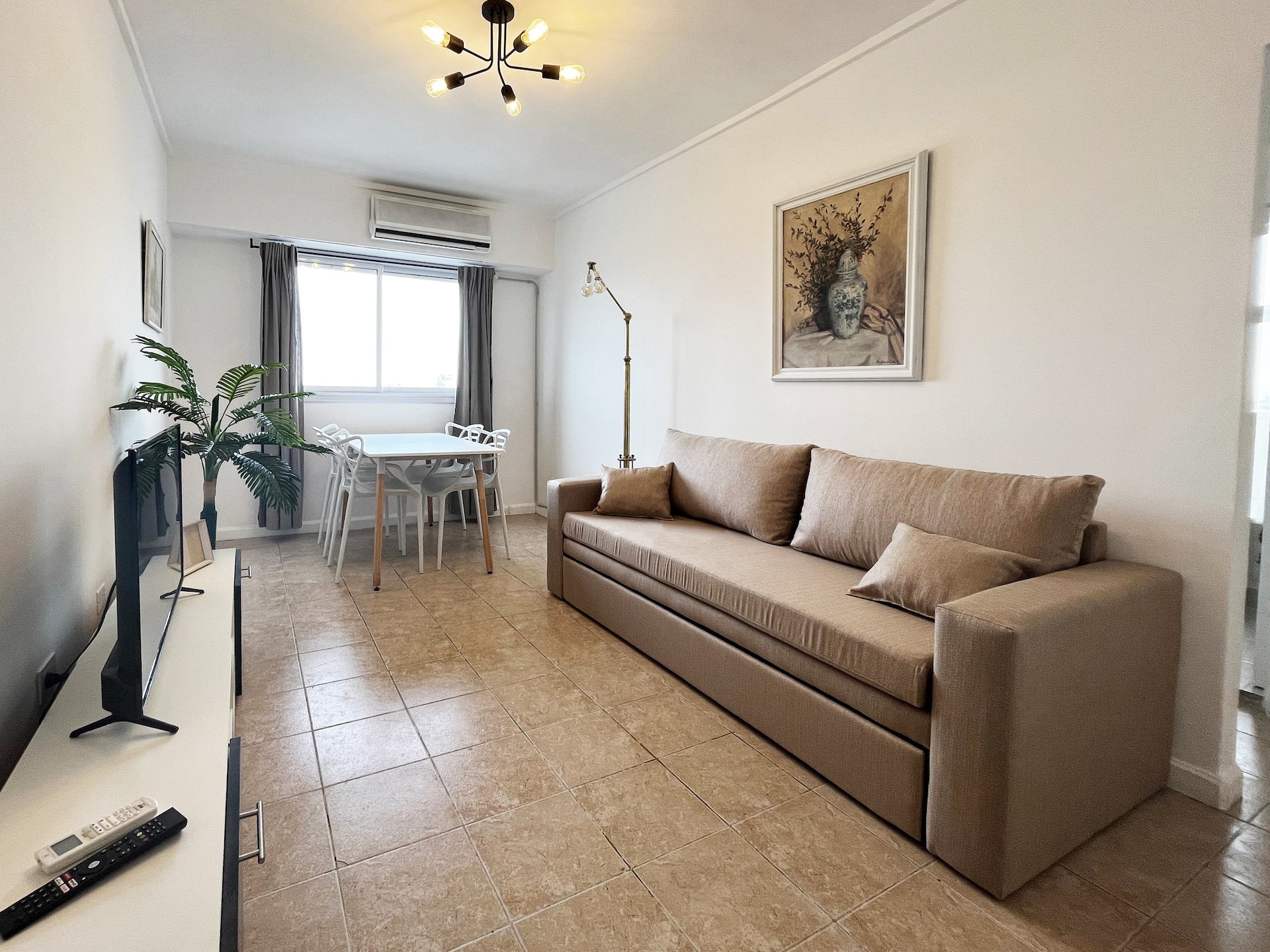 Bright one-bedroom apartment with city view in Villa Crespo