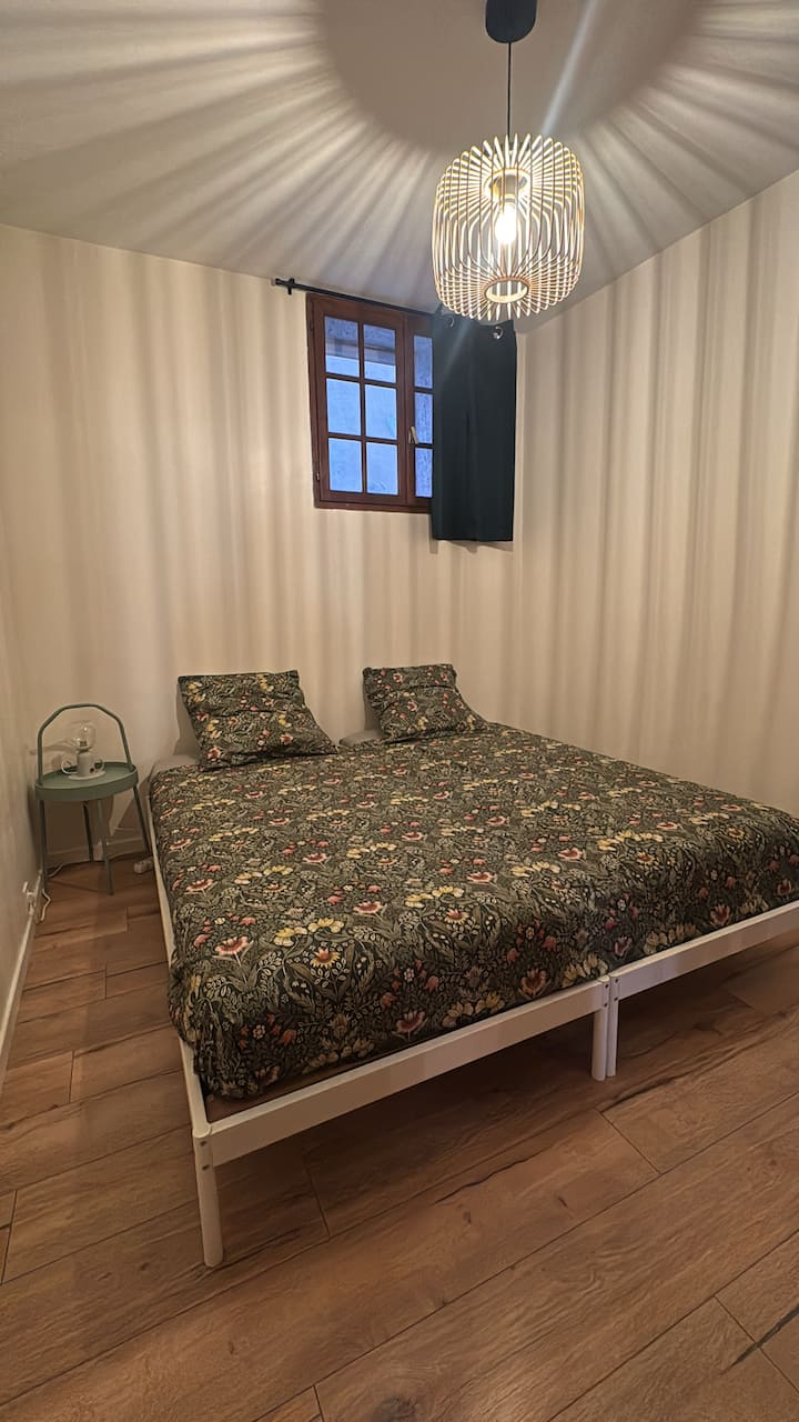 Dhomë gjumi 1