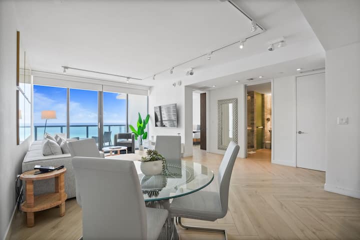 W South Beach 2bedroom Ocean View - South Beach, FL