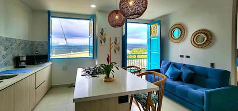 Apt 5 Stars+WiFi+Kitchen+Great Location+Parking