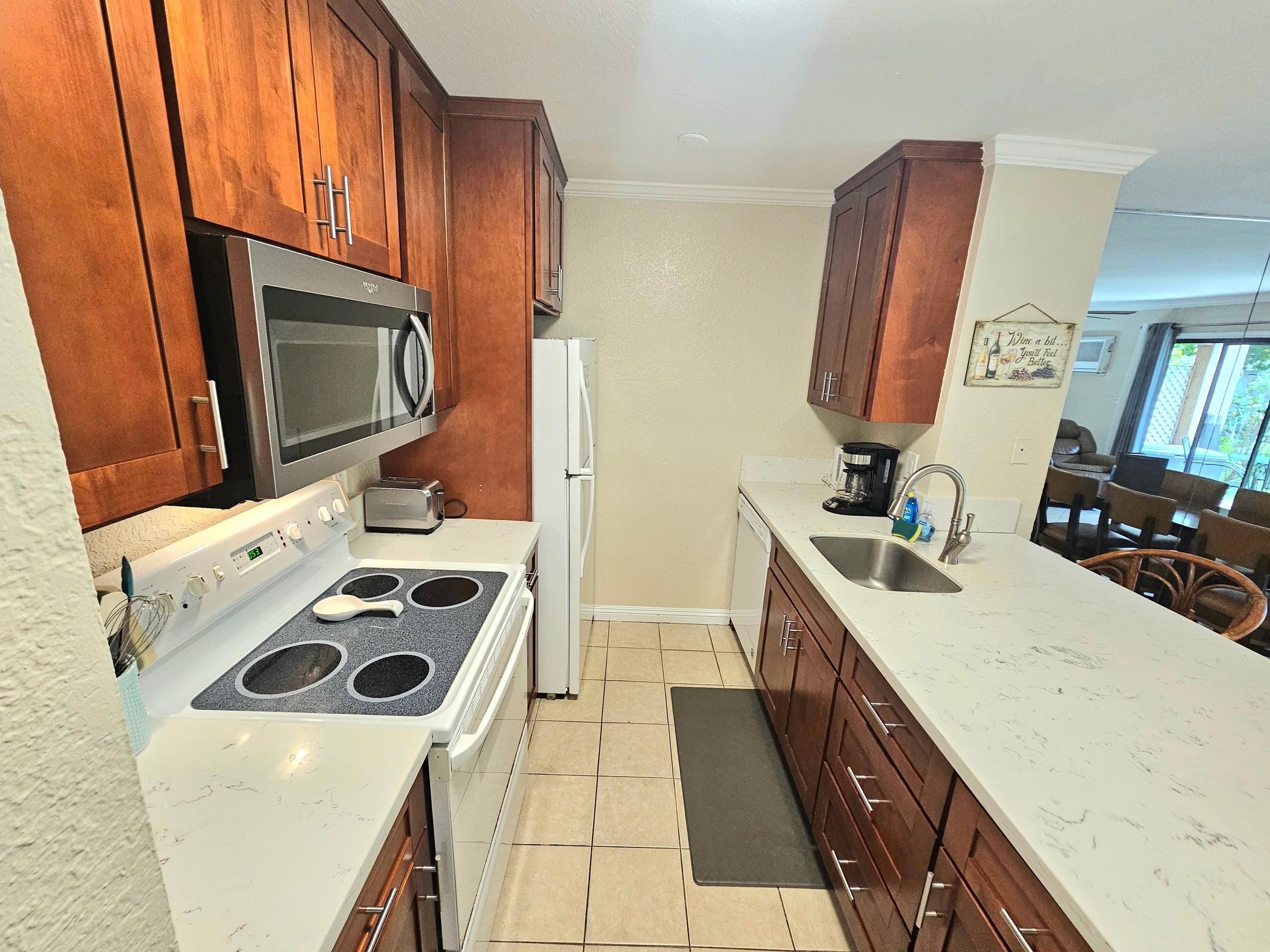 Condo in Kihei · ★4.83 · 1 bedroom · 2 beds · 1 bath - Image 6