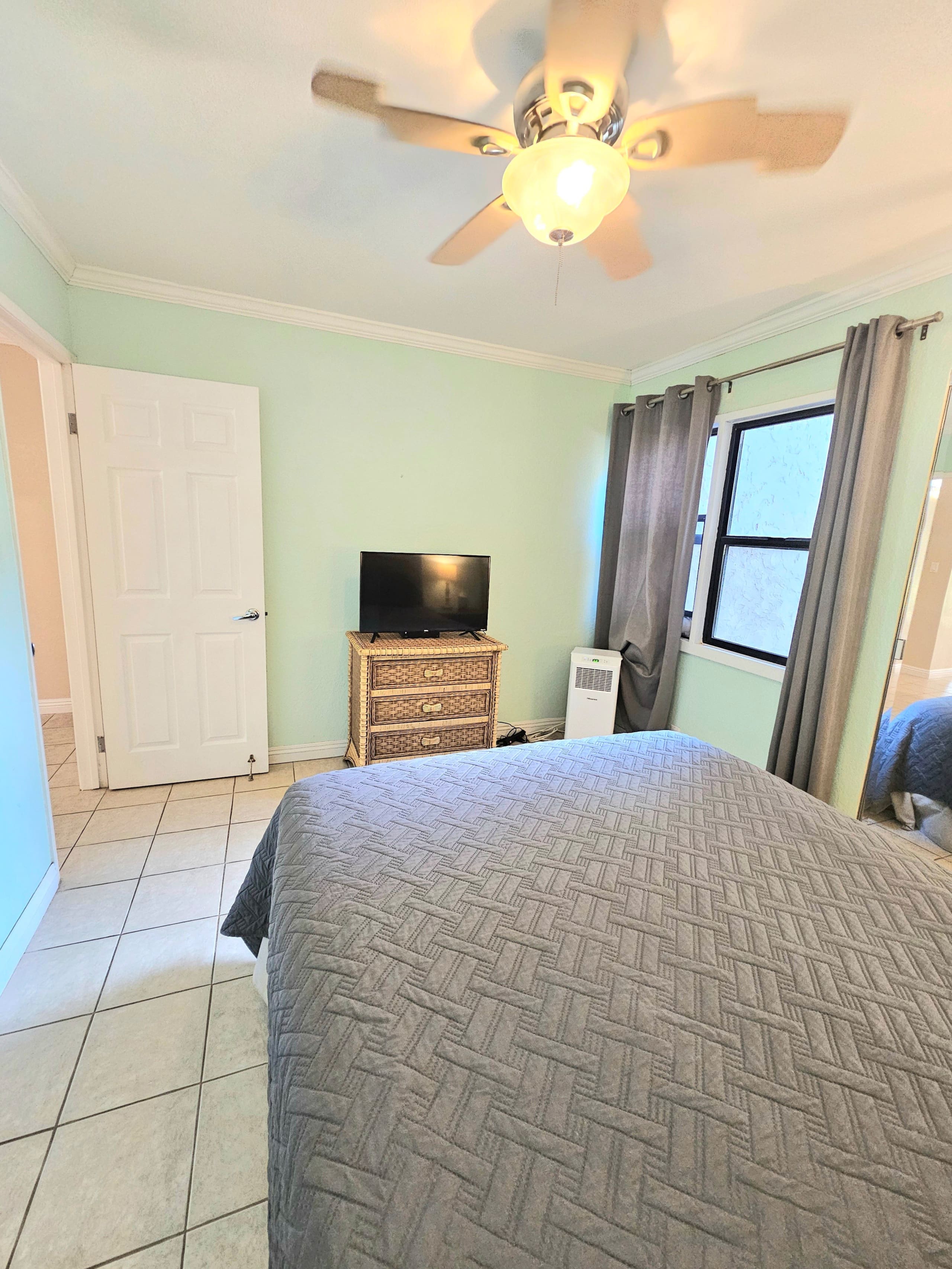 Condo in Kihei · ★4.83 · 1 bedroom · 2 beds · 1 bath - Image 9
