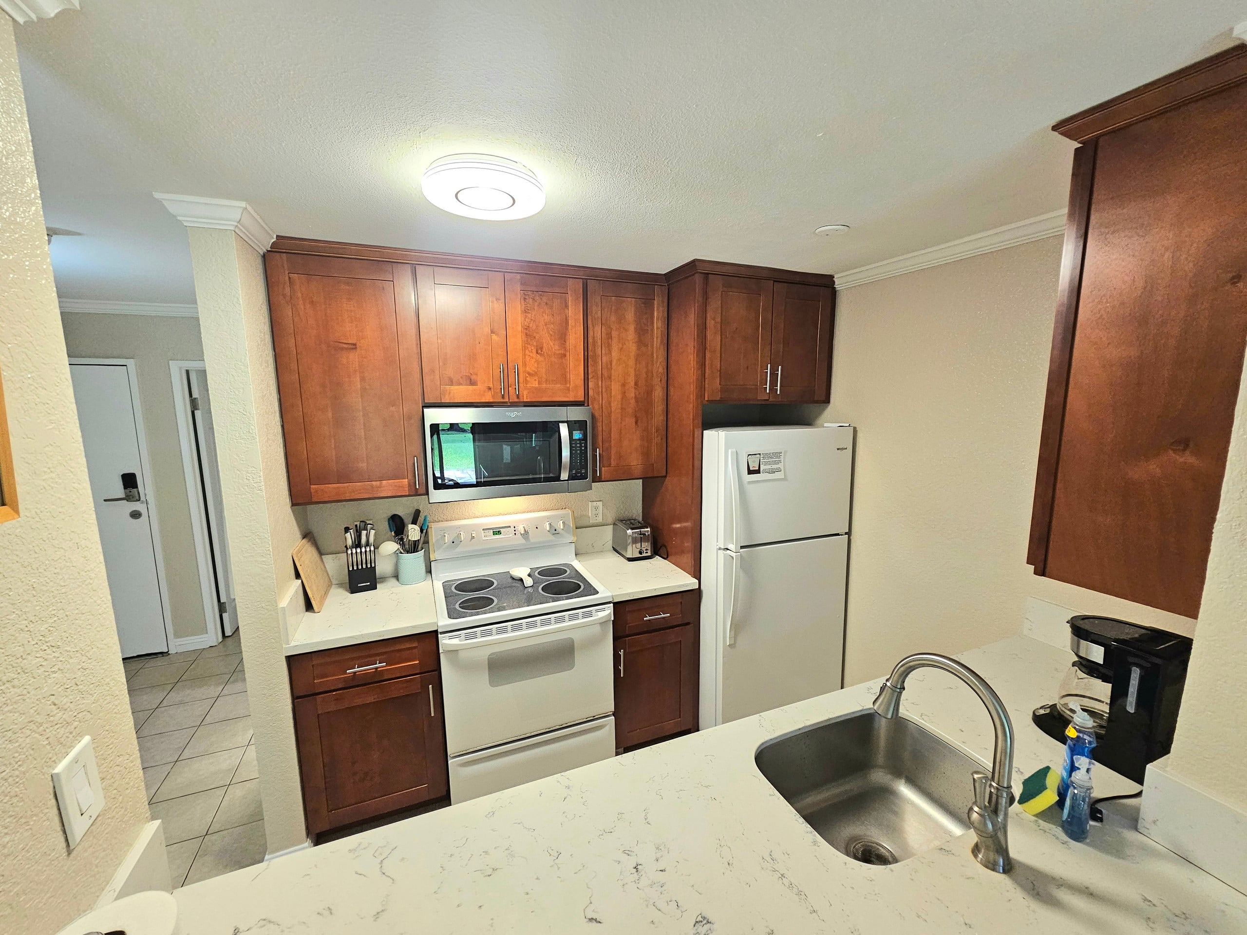 Condo in Kihei · ★4.83 · 1 bedroom · 2 beds · 1 bath - Image 5