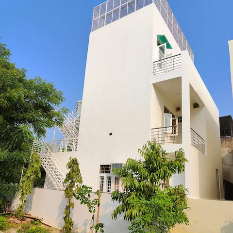 2 Bedroom #1stFloor #Shared Kitchen #Grih Delight