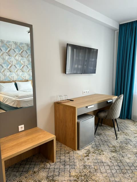 Top performing Airbnb: Harmony Rooms in Mureș