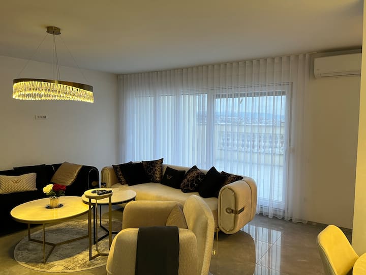 Penthouse 901 Für 7 Personen - Kosovo