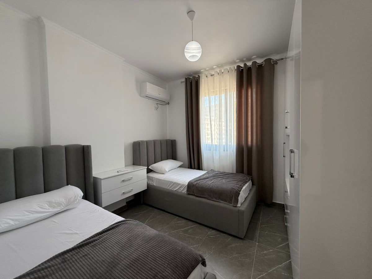 Listing 1217328957891928515