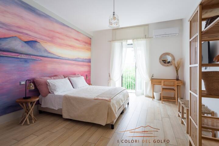 I Colori del Golfo Home in Naples’ Historic Center