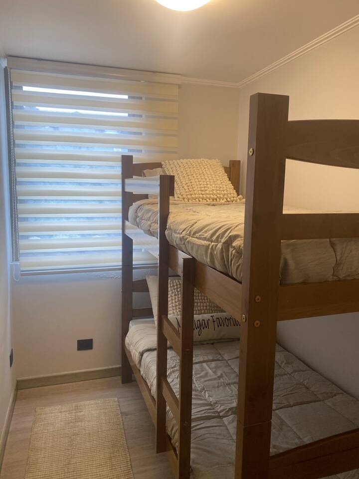 chumba cha 2 kilicho na kitanda cha ghorofa cha aina 1 kwa watu 2