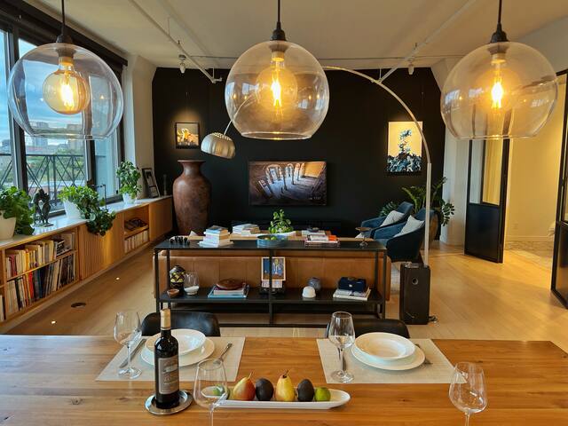 Historic Building Loft with City View gallery image 5