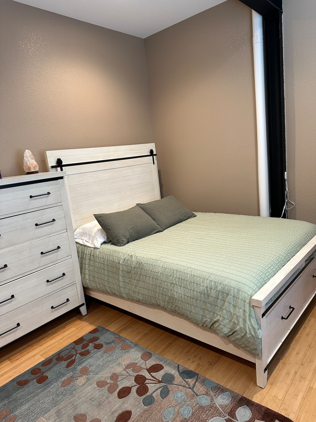 غرفة النوم 1