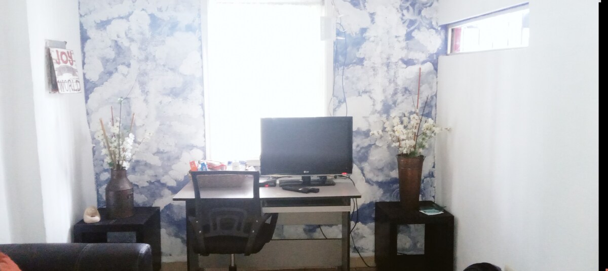 Top performing Airbnb: Ground floor wash, Sta Catarina in Ciudad Santa Catarina