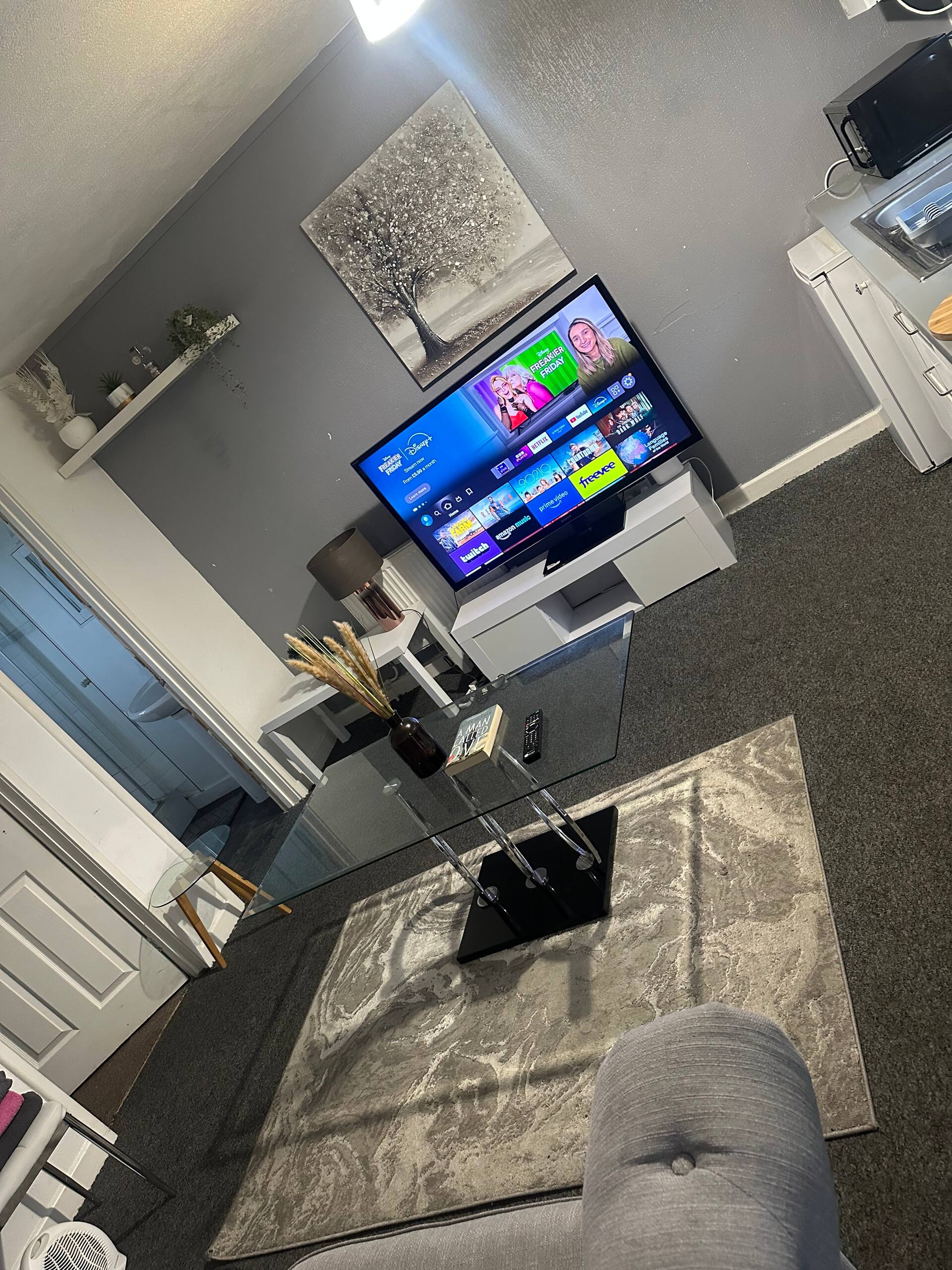 Cosy 1 Bedroom Bungalow Between Basildon & Wickford