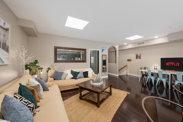 1 Block 2 Sunset Cliffs Ob 92107 Greek Style - San Diego, CA