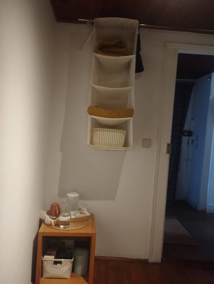 stalak za rublje 
dobro došli 
