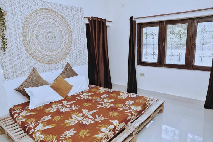 Homestays lucknow managed Airbnb listing 3