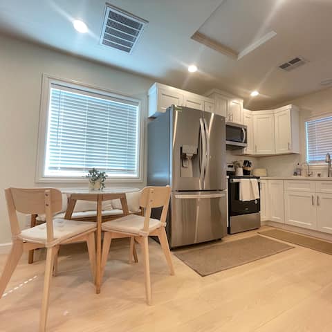 Top performing Airbnb: Private entry suite 1B1B near SJSU & Downtown @ SJ in Spartan Keys / Monterey Corridor