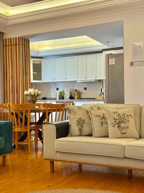 Successful Airbnb property: Your Home Away From Home ~ 5Min Walk to Beach in Konyaaltı