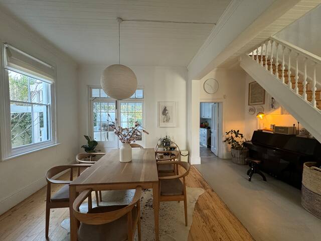 “Petit Paradis” Victorian Gem gallery image 2