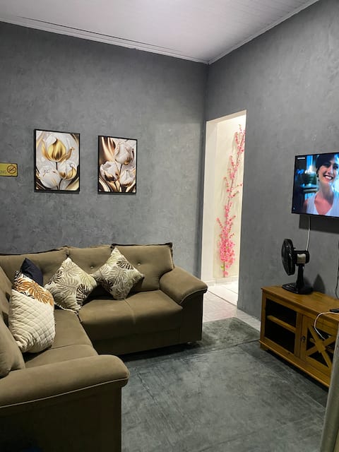 Imóvel de sucesso: 14 minutes from Flamboyant Shopping WIFI 600 em Senador Canedo