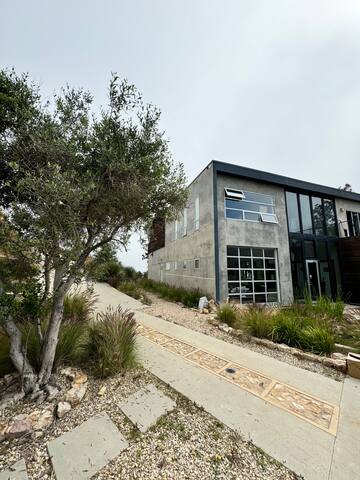 Malibu Nature Lovers Retreat gallery image 5