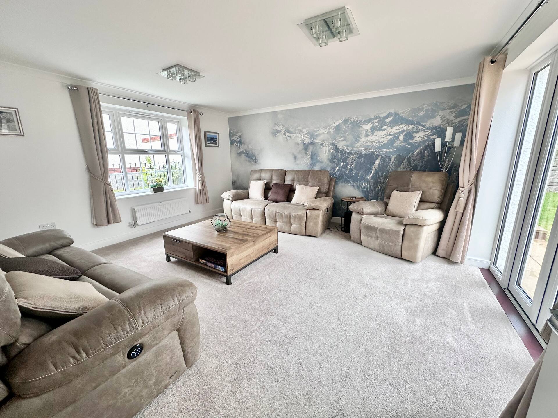 A luxury detached 4 bed home